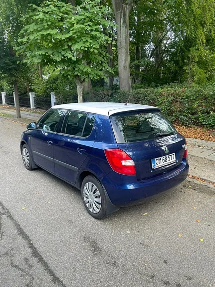 Skoda Fabia 2008 photo 3