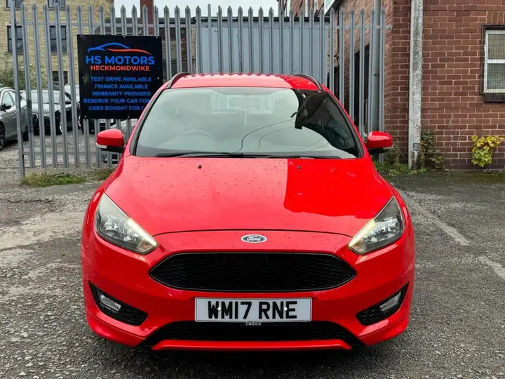 Ford Focus 2017 photo 2