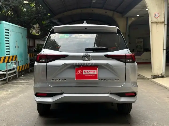 Toyota Avanza Premio 2025 photo 5