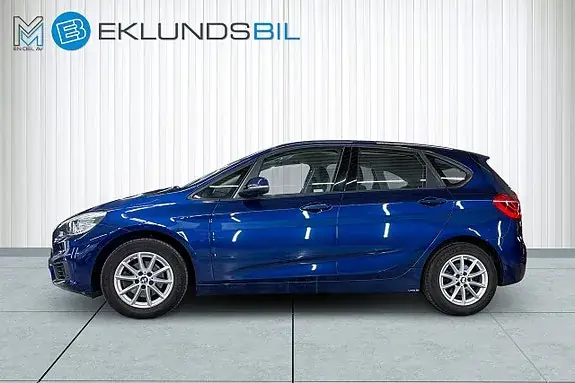 BMW 218I 2018 photo 3