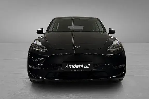 Tesla Model Y 2022 photo 2