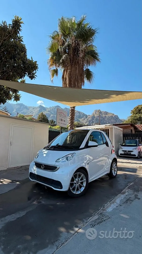 Smart Fortwo 2012 photo 3
