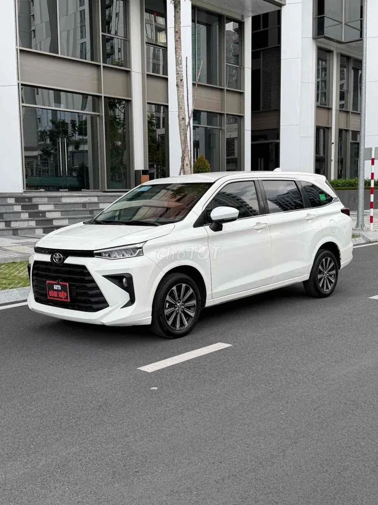 Toyota Avanza Premio 2022 photo 2
