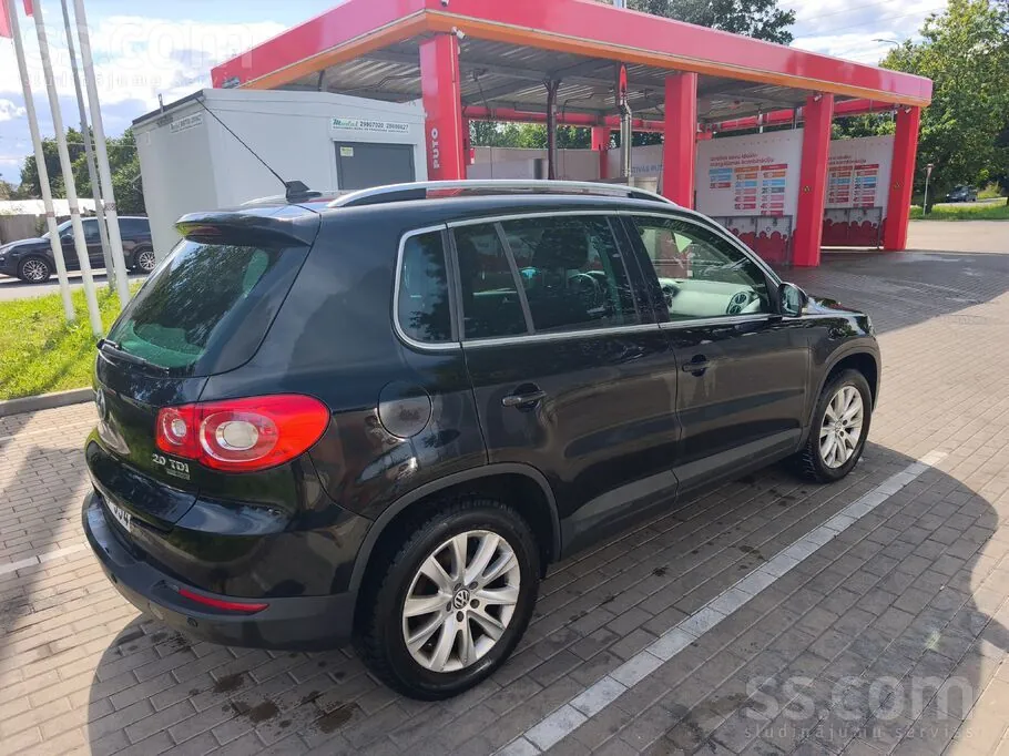 Volkswagen Tiguan 2010 photo 2