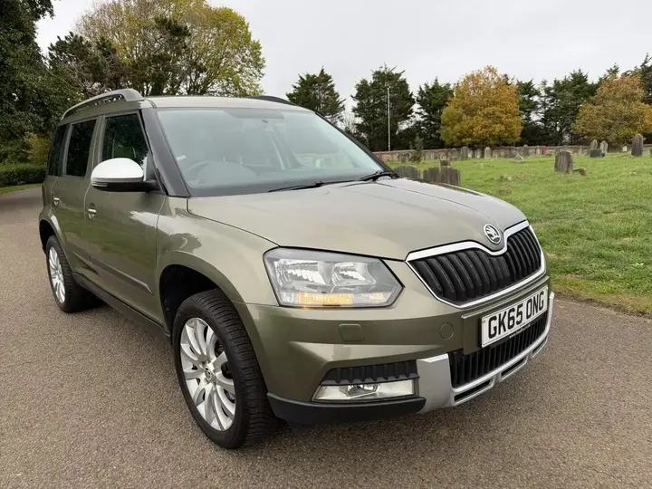 Skoda Yeti 2015 photo 2