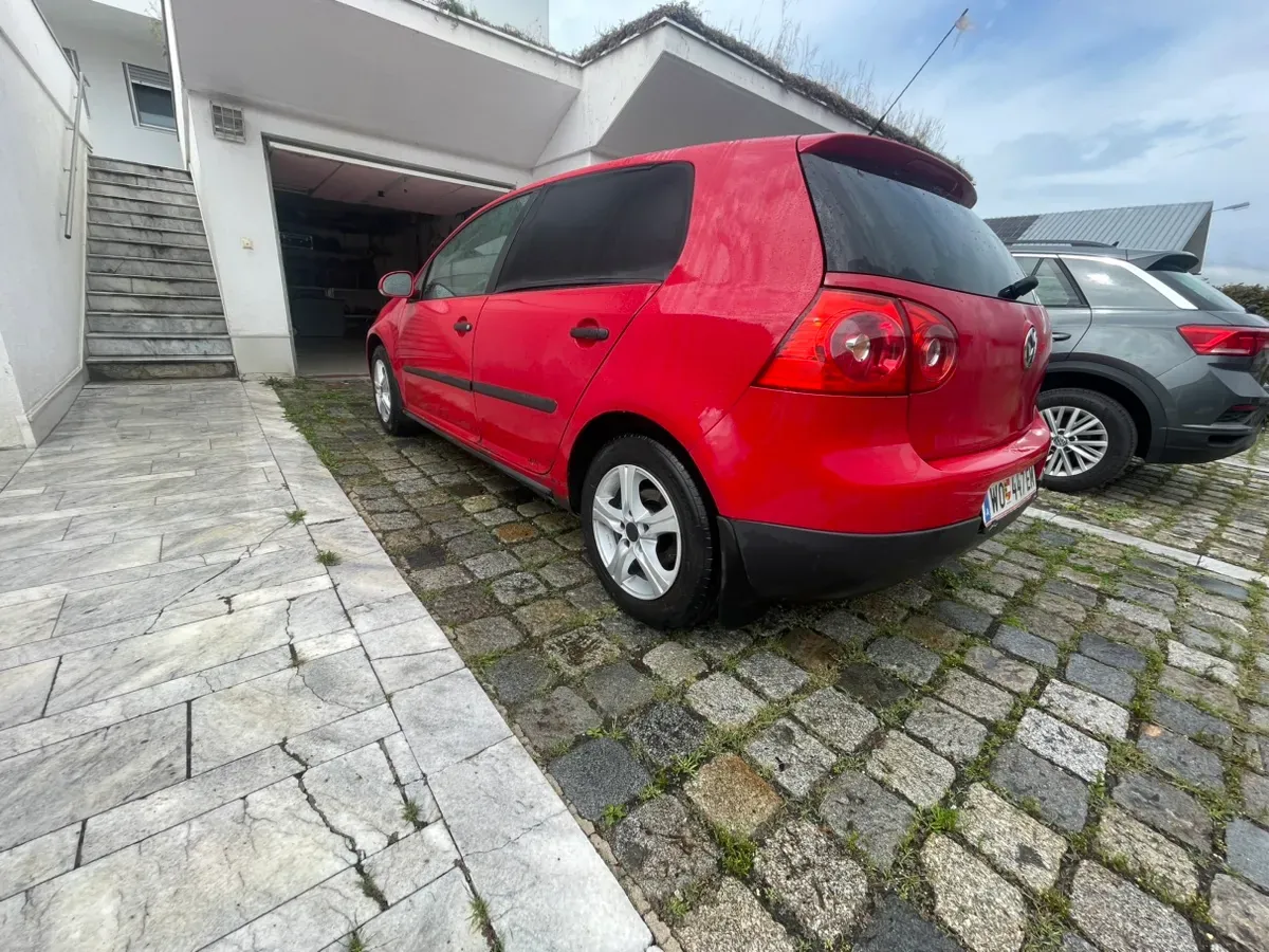 Volkswagen Golf 2006 photo 2