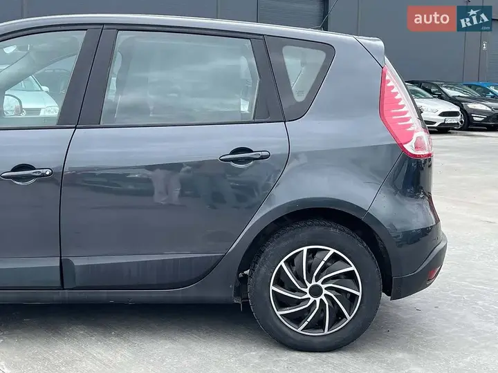 Renault Scenic 2009 photo 5