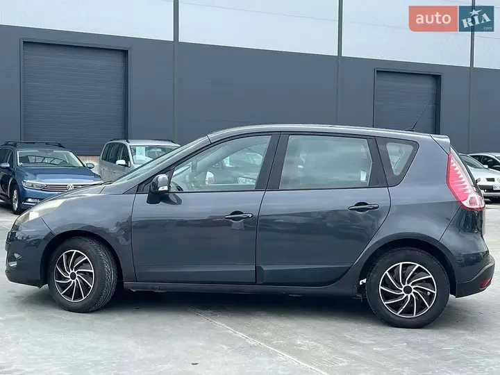 Renault Scenic 2009 photo 4