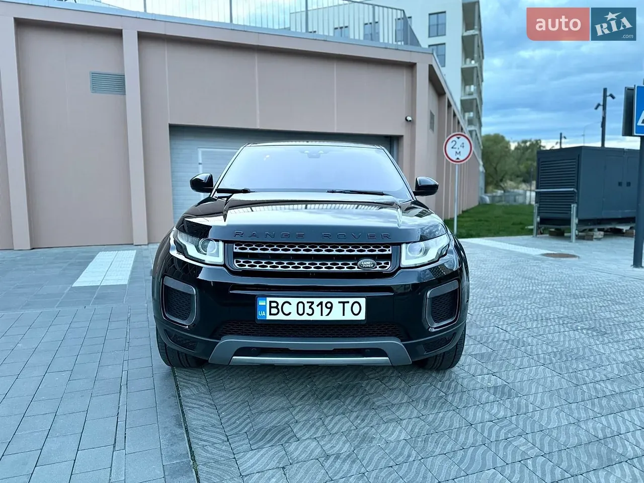 Land Rover Range Rover Evoque 2015 photo 3