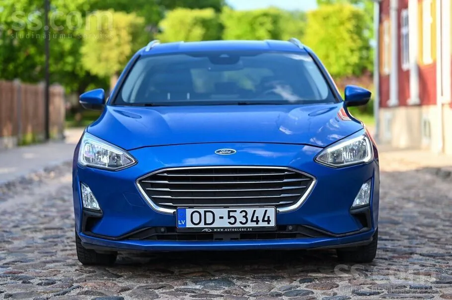 Ford Focus 2019 photo 2