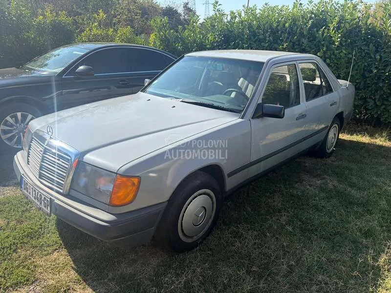 Mercedes-Benz W124
