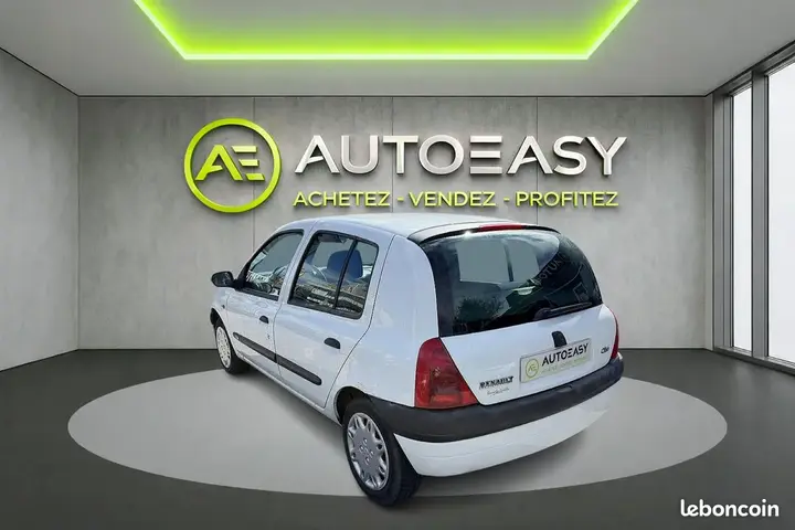 Renault Clio 1999 photo 4