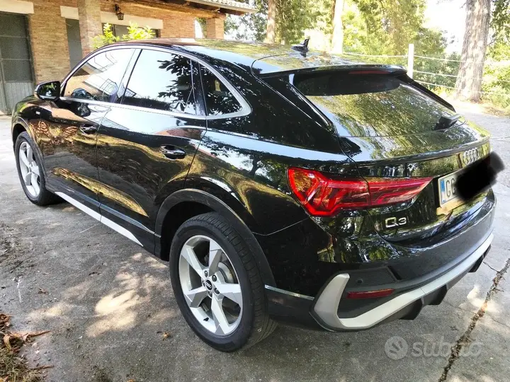 Audi Q3 2021 photo 3
