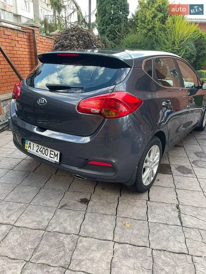 Kia Ceed 2013 photo 3