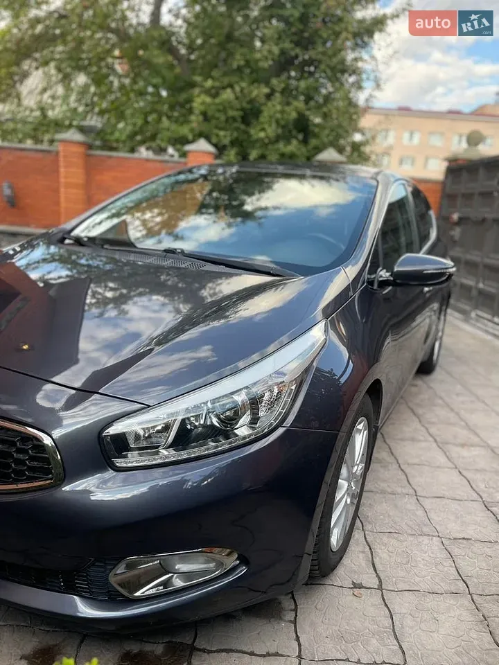 Kia Ceed 2013 photo 5