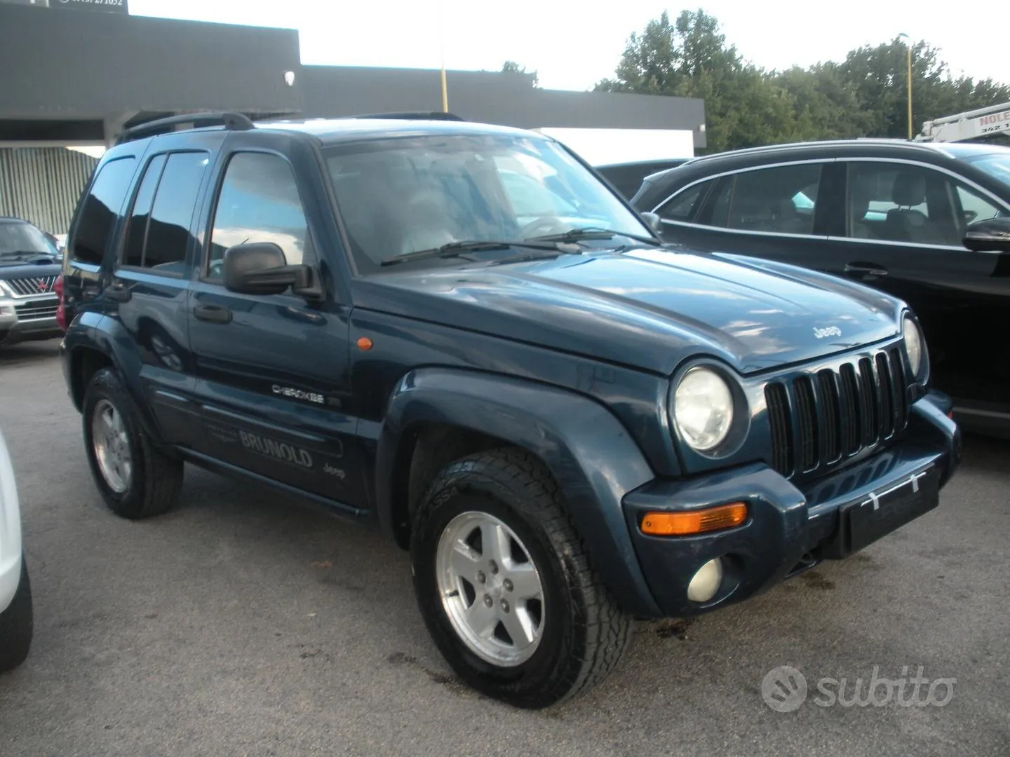 Jeep Cherokee 2004 photo 3