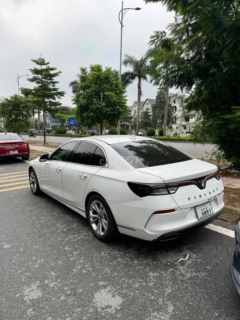 Vinfast Lux A2.0 2021 photo 3