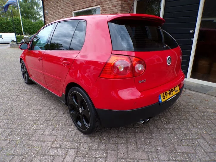 Volkswagen Golf 2005 photo 3