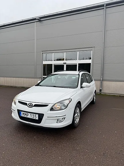 Hyundai I30 2010 photo 2