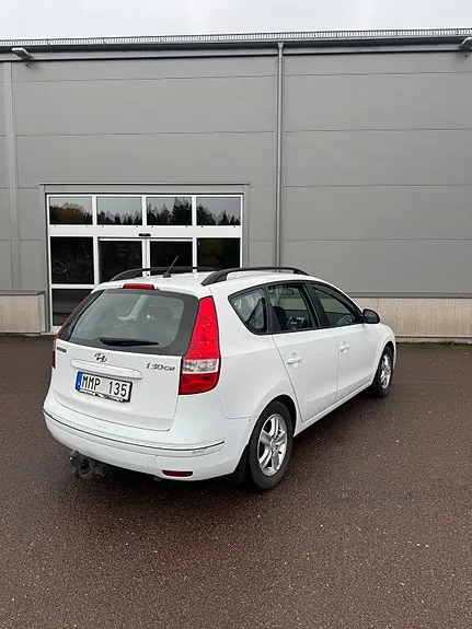 Hyundai I30 2010 photo 4