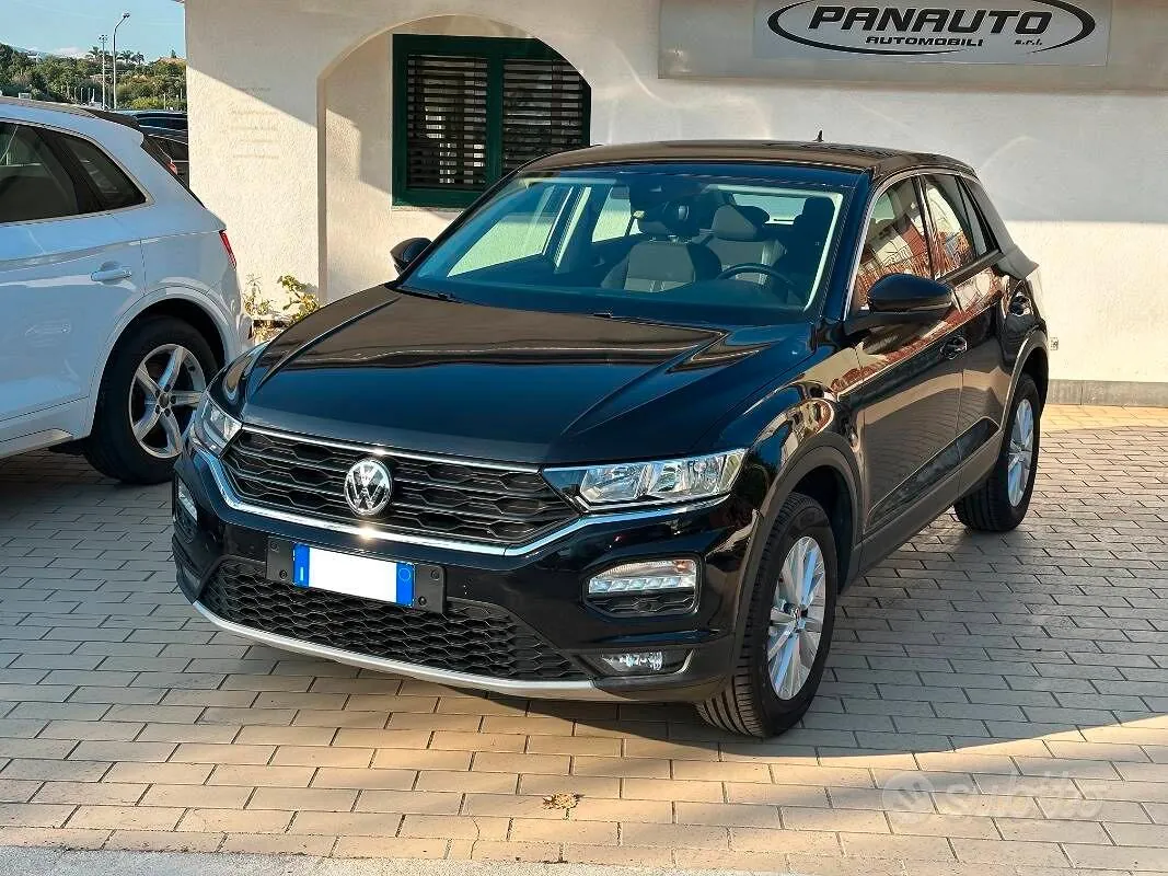 Volkswagen T-Roc 2020 photo 2