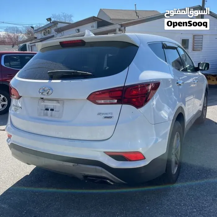 Hyundai Santa Fe 2017 photo 2