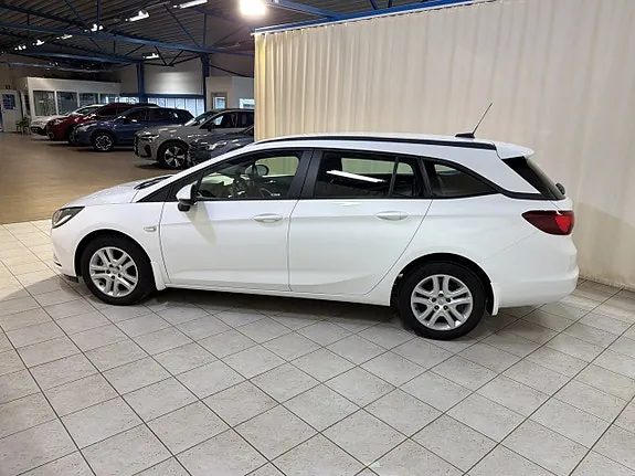 Opel Astra 2018 photo 3