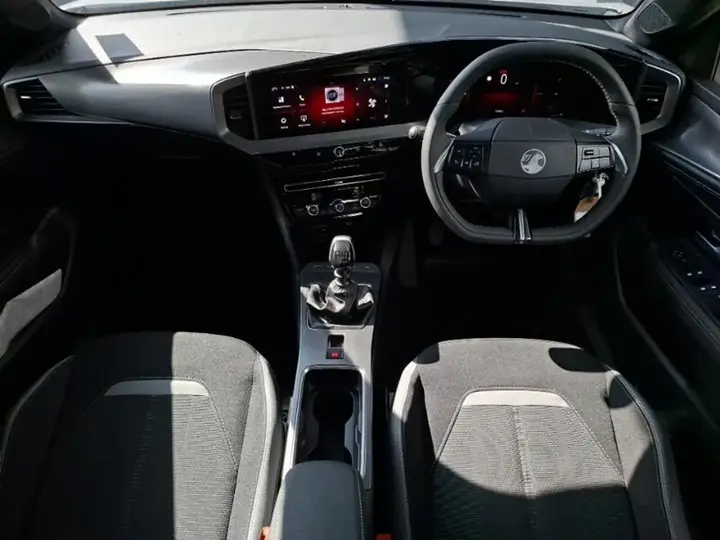 Vauxhall Mokka 2025 photo 3