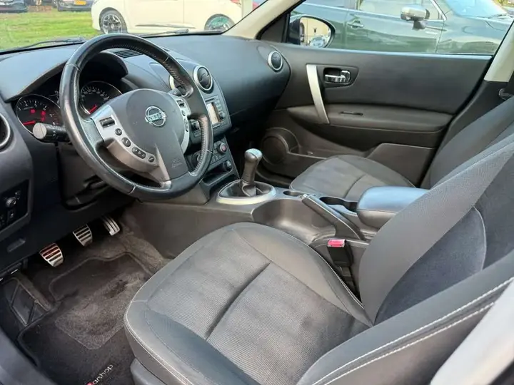 Nissan Qashqai 2011 photo 5