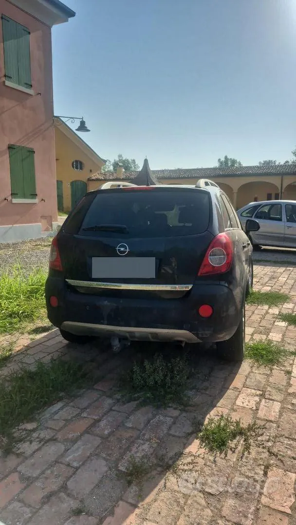 Opel Antara 2010 photo 2