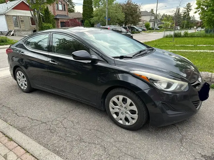 Hyundai Elantra 2014 photo 2