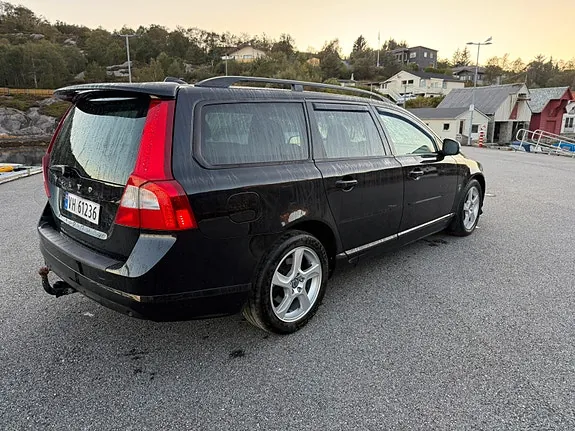 Volvo V70 2013 photo 4