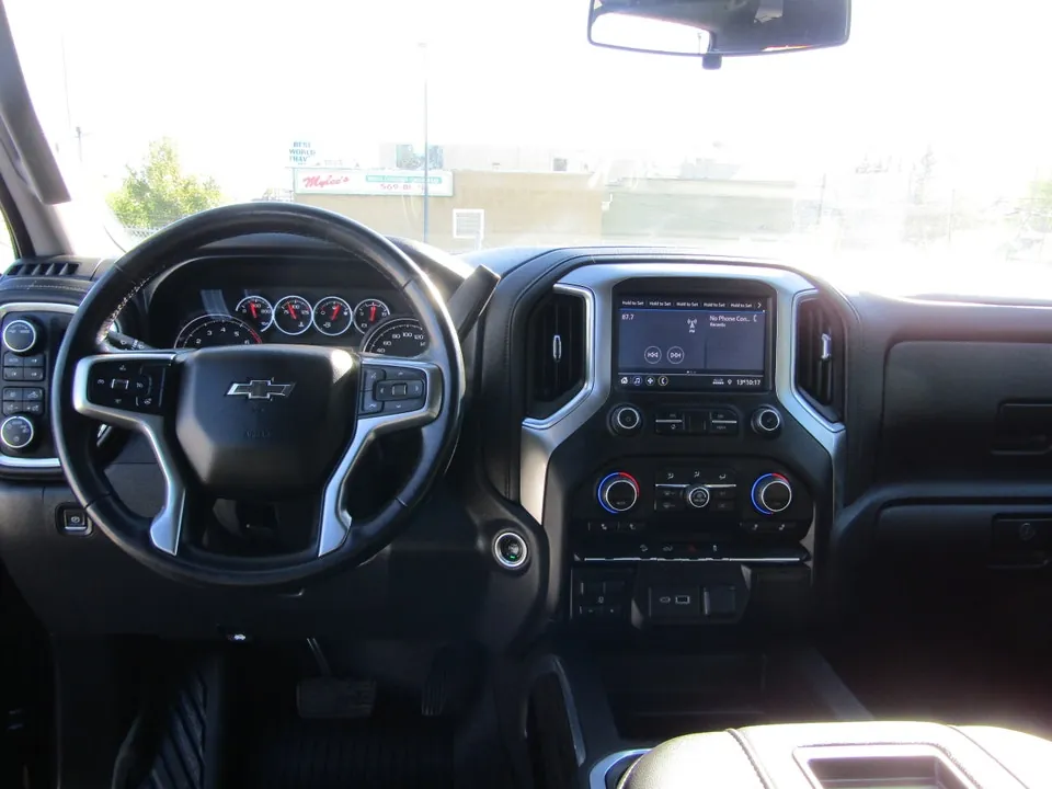 Chevrolet Silverado 1500 2021 photo 2