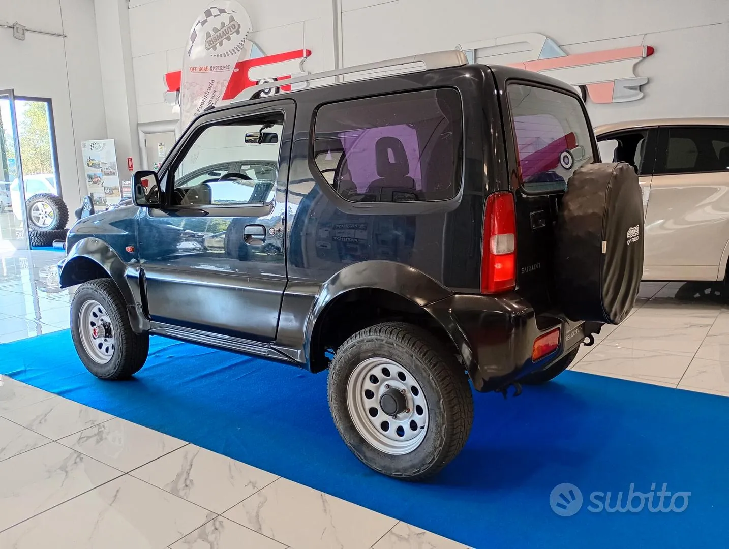 Suzuki Jimny 2005 photo 2