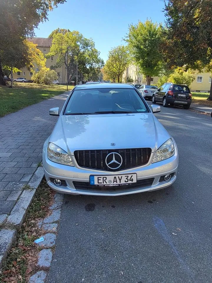 Mercedes-Benz C200