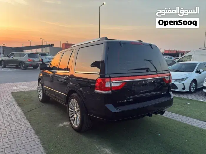 Lincoln Navigator 2015 photo 3