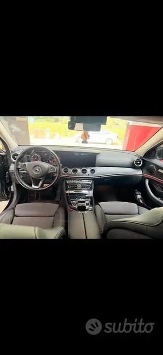 Mercedes-Benz E 200 2017 photo 4