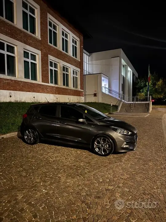 Ford Fiesta 2018 photo 3