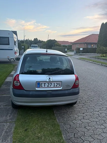 Renault Clio Ii 2006 photo 3