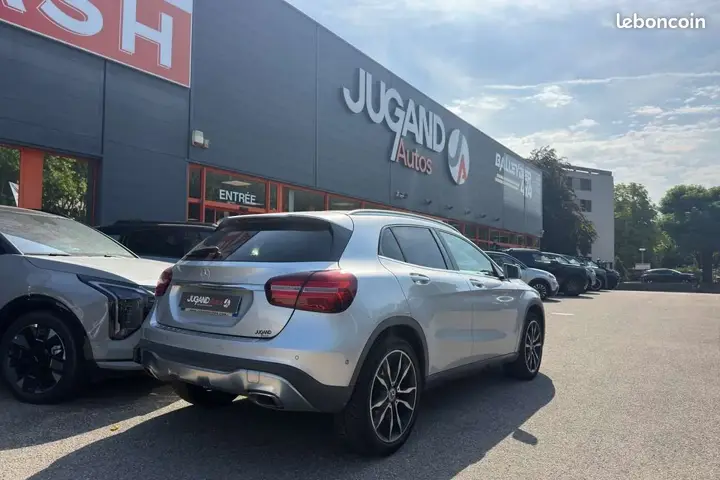 Mercedes-Benz Gla 2019 photo 2