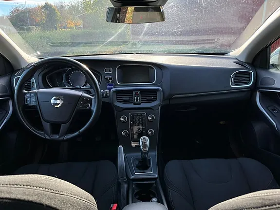 Volvo V40 2013 photo 4