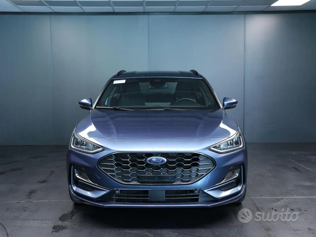 Ford Focus 2023 photo 2