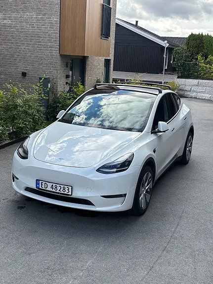 Tesla Model Y 2021 photo 4