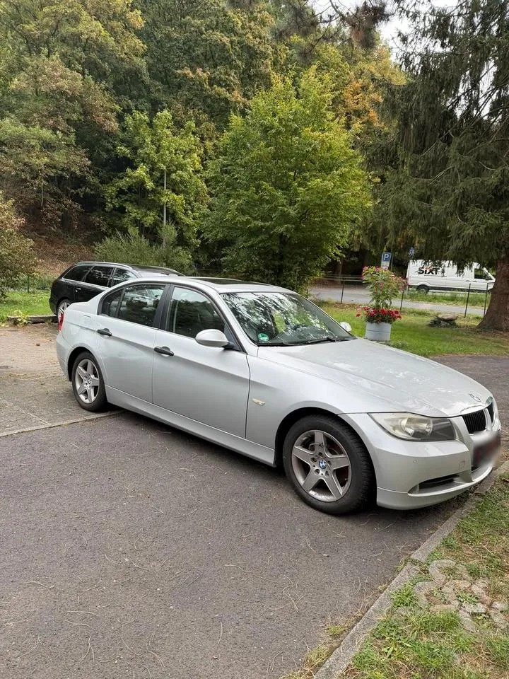 BMW 320I Limousine