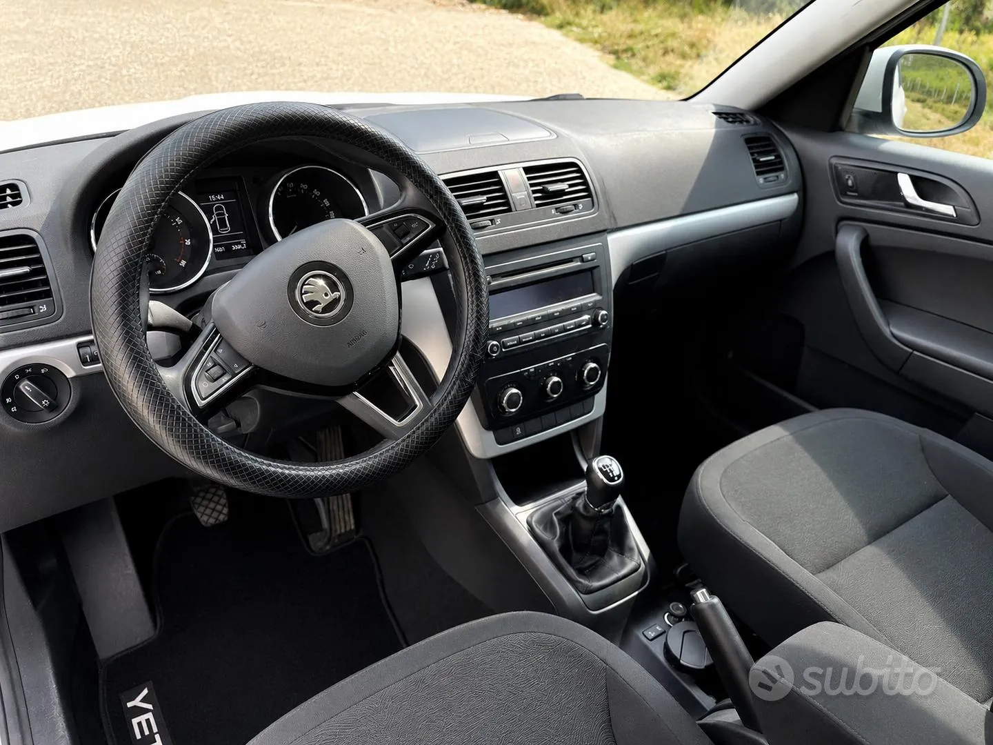 Skoda Yeti 2014 photo 3