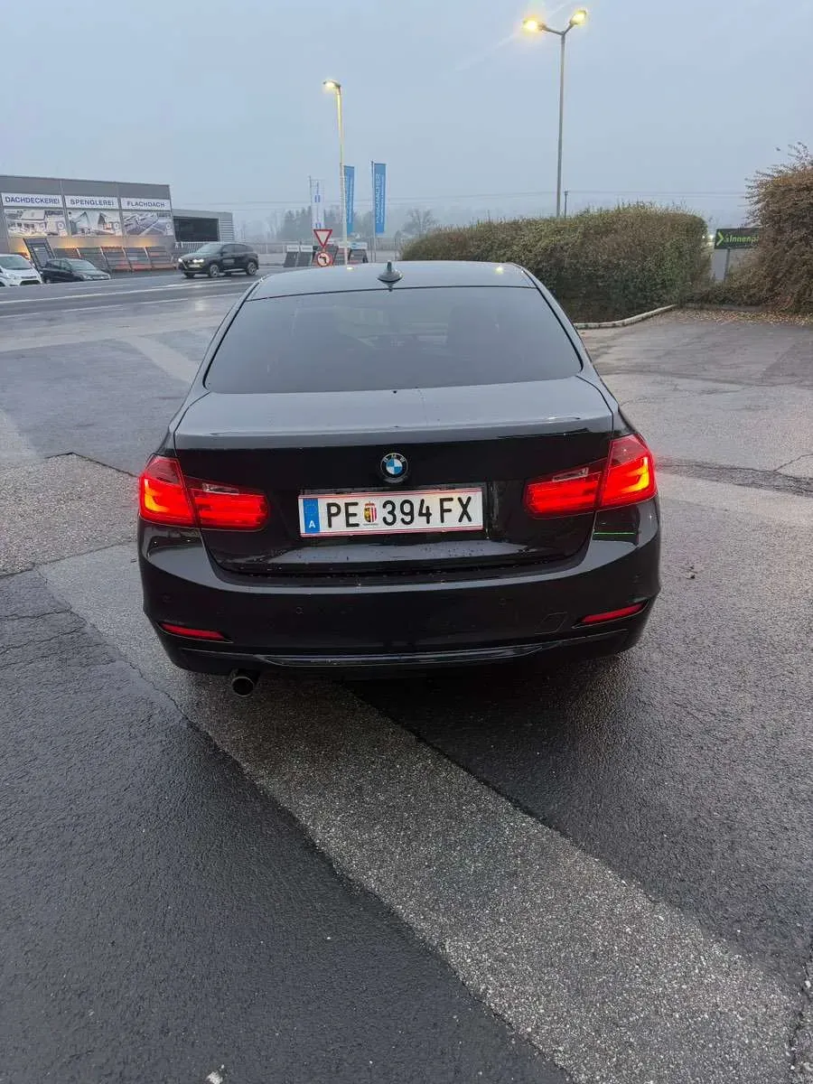 BMW 3 Series 2012 photo 3