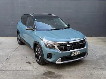 Kia Seltos 2023 photo 2