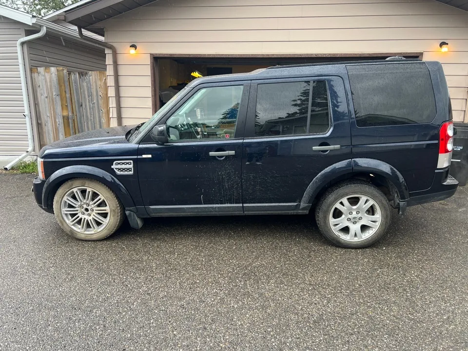 Land Rover Lr4 2012 photo 2