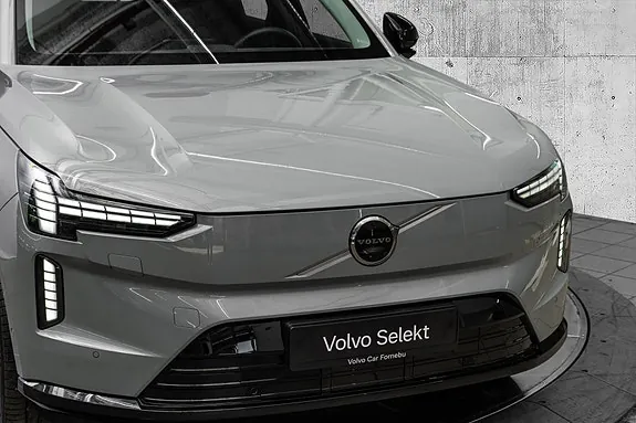 Volvo Ex90 2025 photo 2
