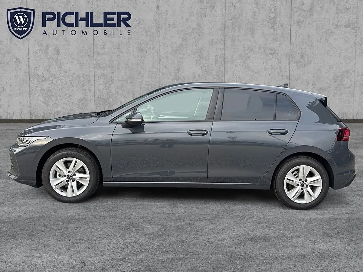 Volkswagen Golf 2026 photo 3